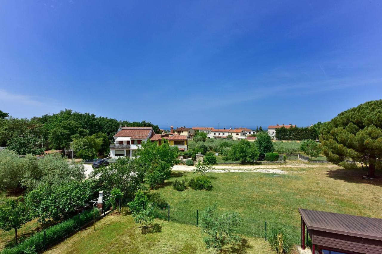 Apartments Elin Sofia Poreč Exteriör bild